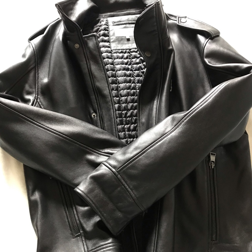 Calvin Klein 💯 leather Jacket